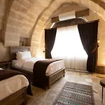 Medusa Cave Hotel
