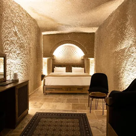 Medusa Cave Hotel
