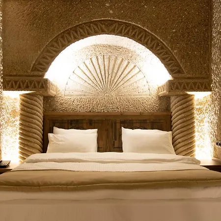 Medusa Cave Hotel
