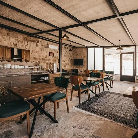 Medusa Cave Отель Гореме