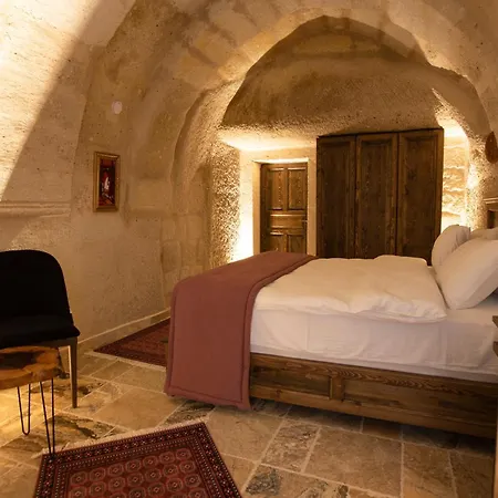 Medusa Cave Hotel