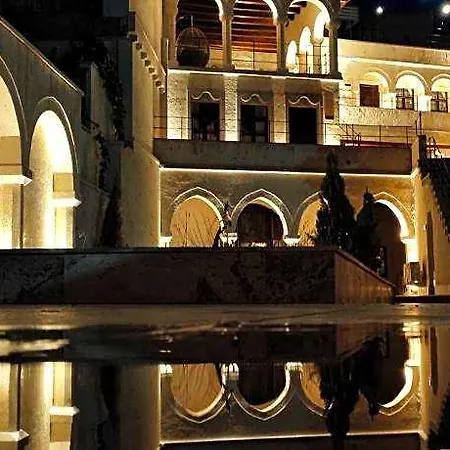 Medusa Cave فندق 3*