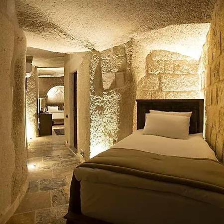 Medusa Cave Hotel