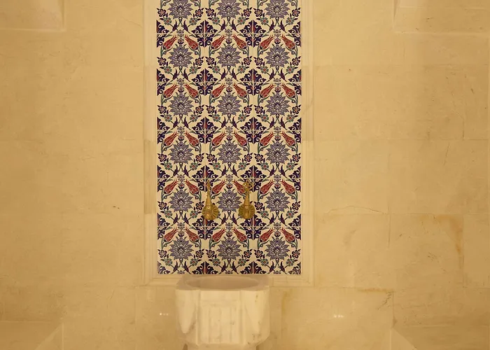 Medusa Cave Hotel 3*